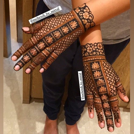 Modern Jaali Mehndi Idea